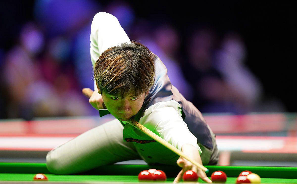 中接触到与 中接触到与